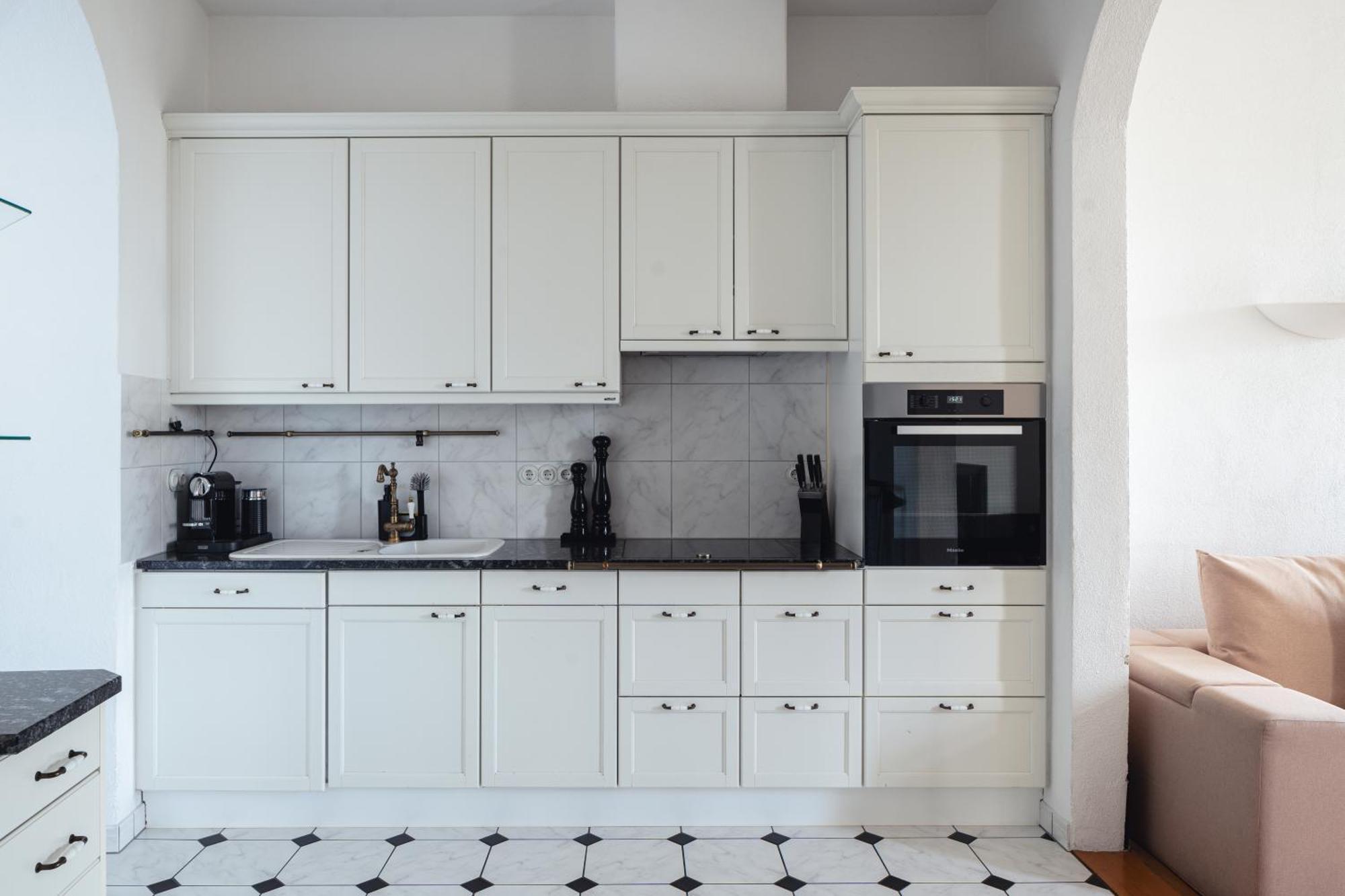 Historical Luxury Homes - Stadtvilla Mit Jacuzzi Und Garten Fryburg Bryzgowijski Zewnętrze zdjęcie
